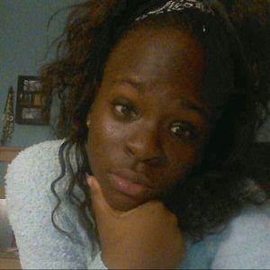 Meet your Posher, Deeza